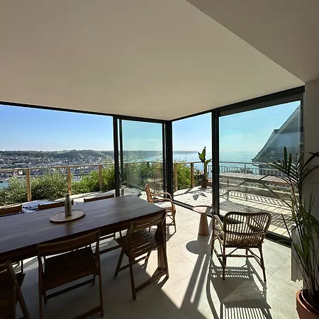 With Panoramic Sea View * フェカン